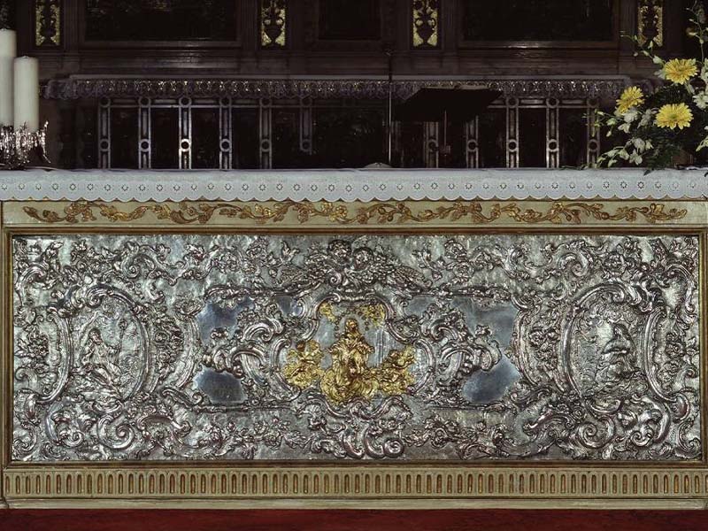 Padova – Basilica del Santo – Metalli – Intervento per il Giubileo 2000